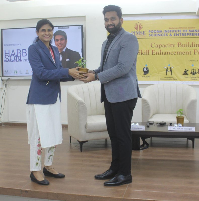 Personality Development Session for MBA Students: A Resounding Success - Image 2