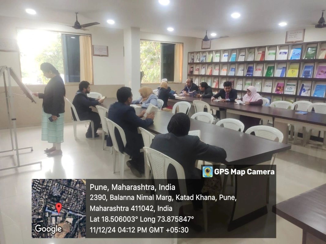 Punekars are Reading