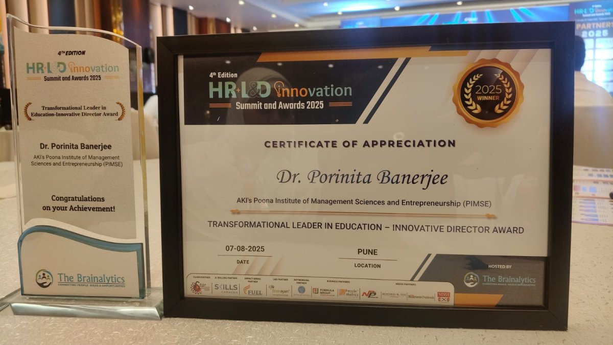 Transformational Leader in Education – Innovative Director Award’ at the 4th HR & L&D Innovation Summit 2025 - Image 2