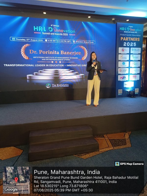 Transformational Leader in Education – Innovative Director Award’ at the 4th HR & L&D Innovation Summit 2025 - Image 4