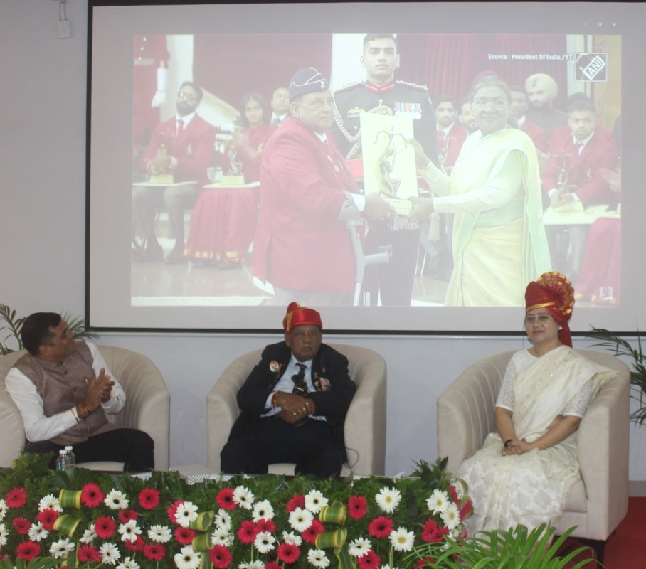 Inspiring Resilience with Padamshree & Arjuna Awardee Murlikant Petkar - Image 9