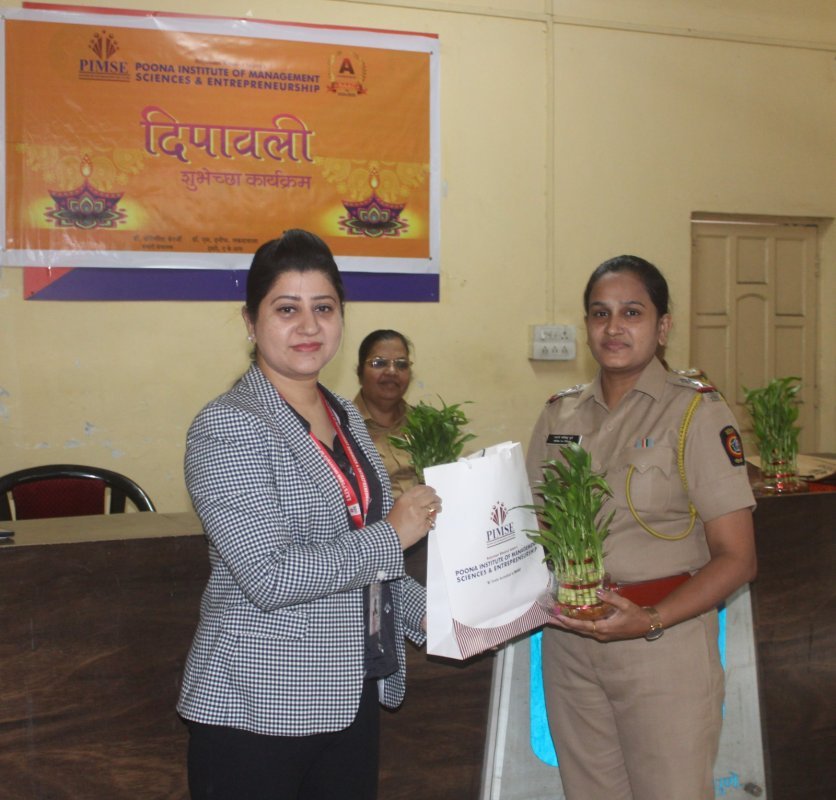 Diwali Subhecha Programme at Laskar Police Station - Image 3