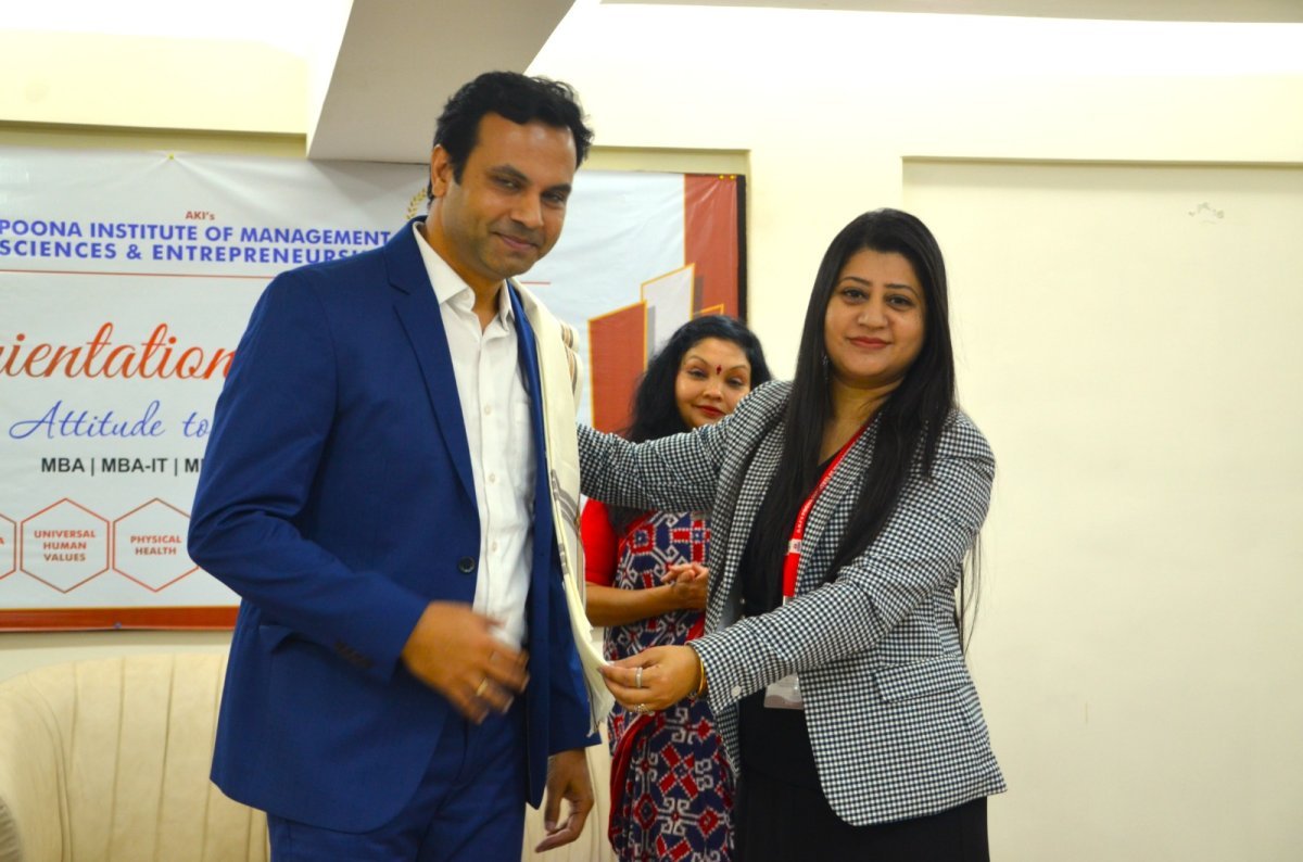 Privilege of welcoming Mr. Satish Kshatriya, Managing Director, Accenture, for an insightful session - Image 3